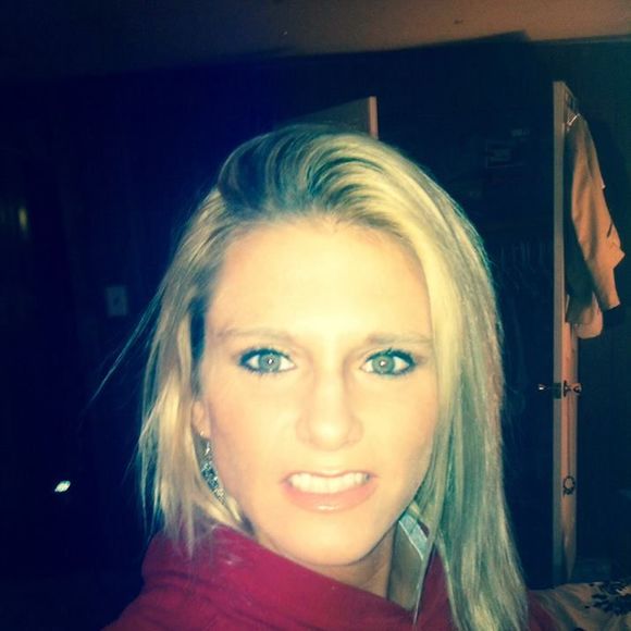 Meet your Posher, Amanda - Picture 1 of 1